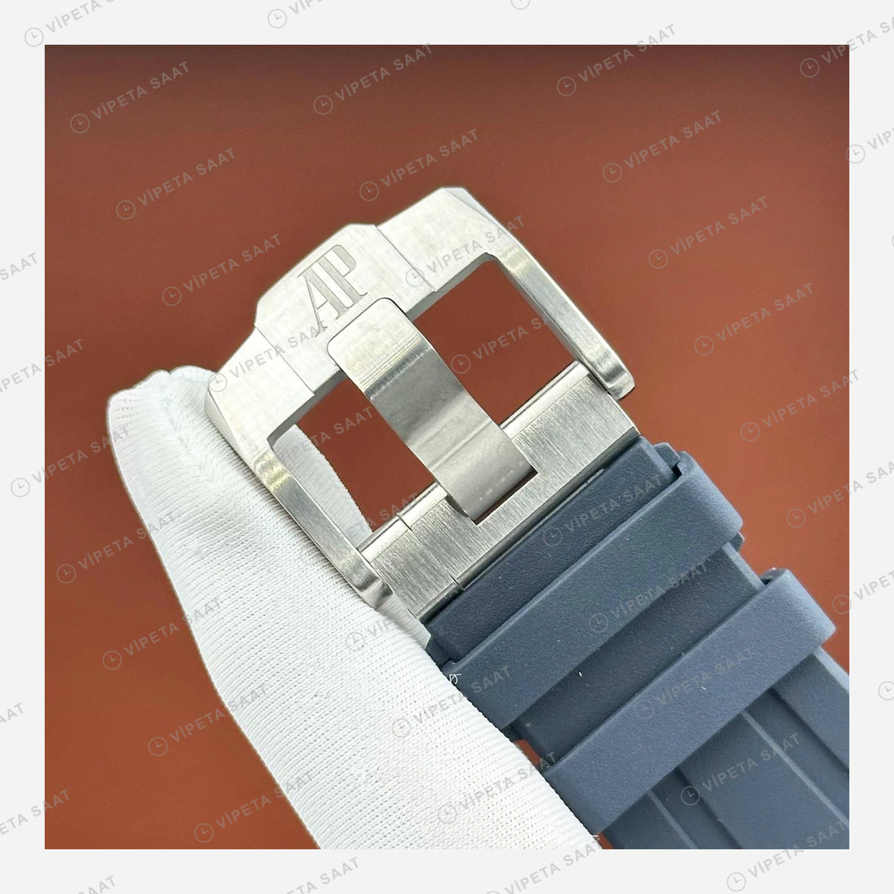 Audemars Piguet Royal Oak Offshore Mavi Kabartma Kronograf Kauçuk Super Clone ETA Eta Saat detay 5