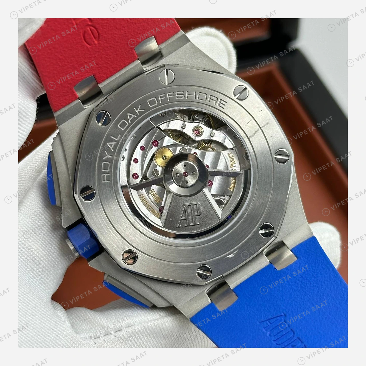 Audemars Piguet Royal Oak Offshore Mavi Kırmızı Kronograf Kauçuk Super Clone ETA Eta Saat detay 6