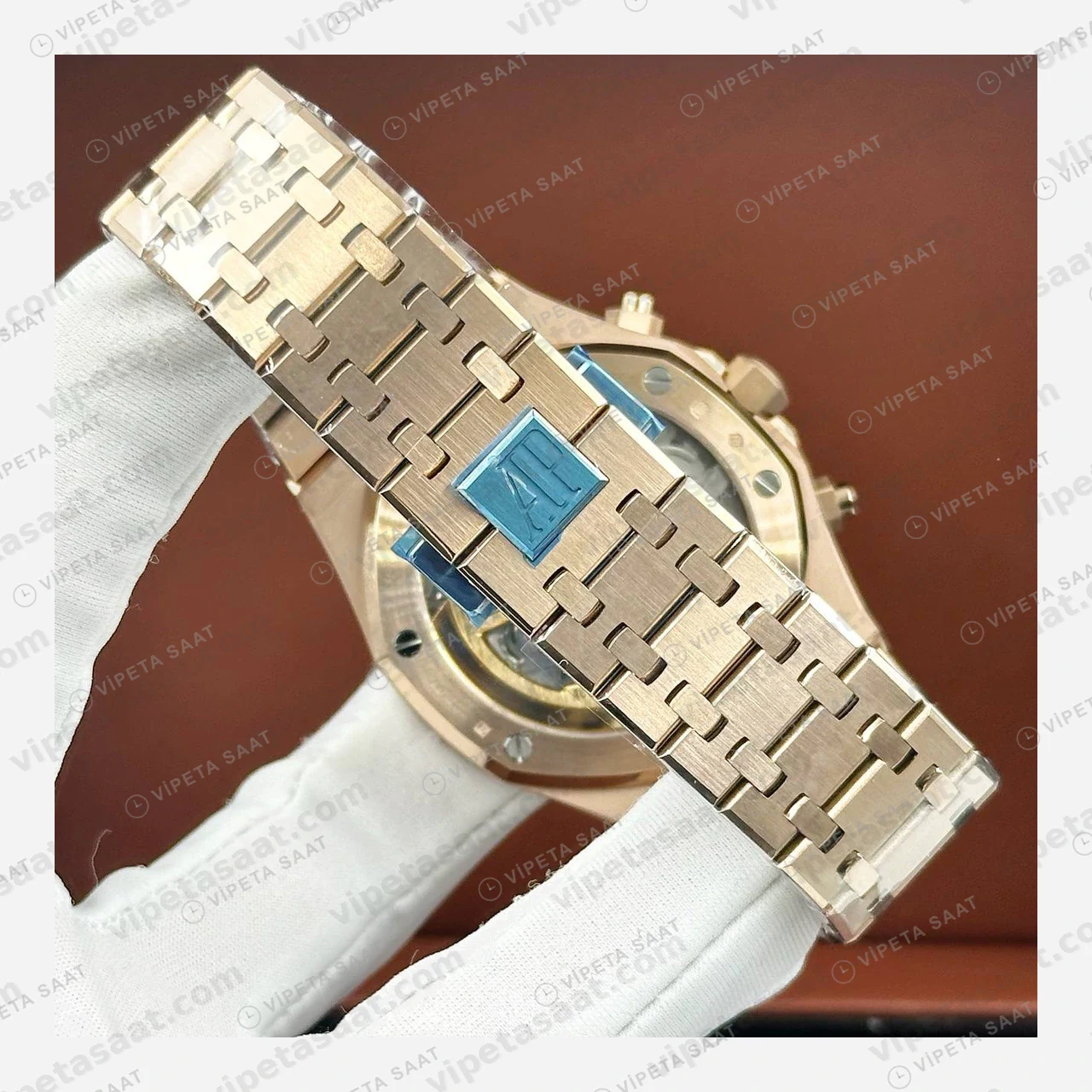 Audemars Piguet Royal Oak Offshore Mavi Rose Gold Kronograf Super Clone ETA Eta Saat yan görünüm