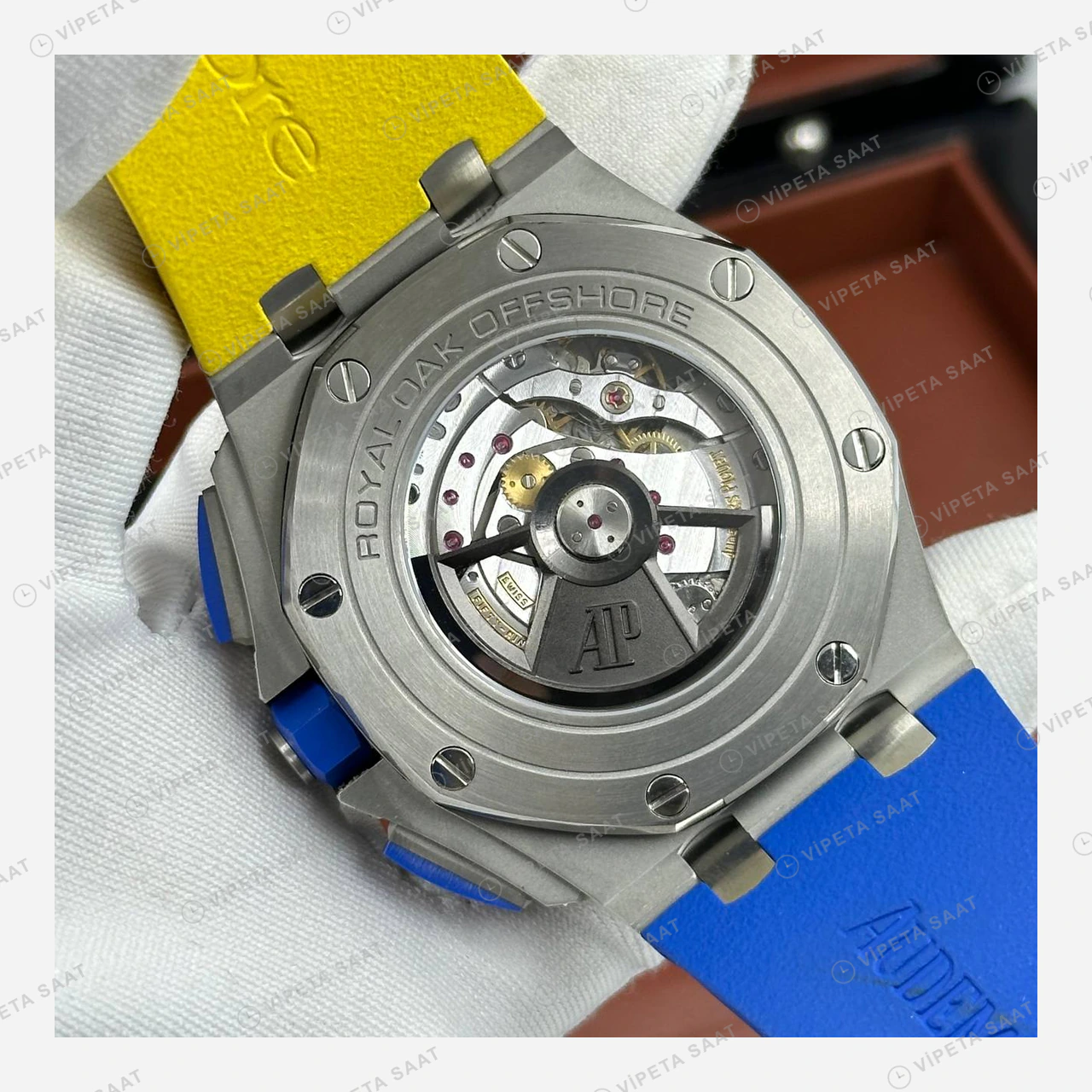 Audemars Piguet Royal Oak Offshore Mavi Sarı Kronograf Kauçuk Super Clone ETA Eta Saat detay 6