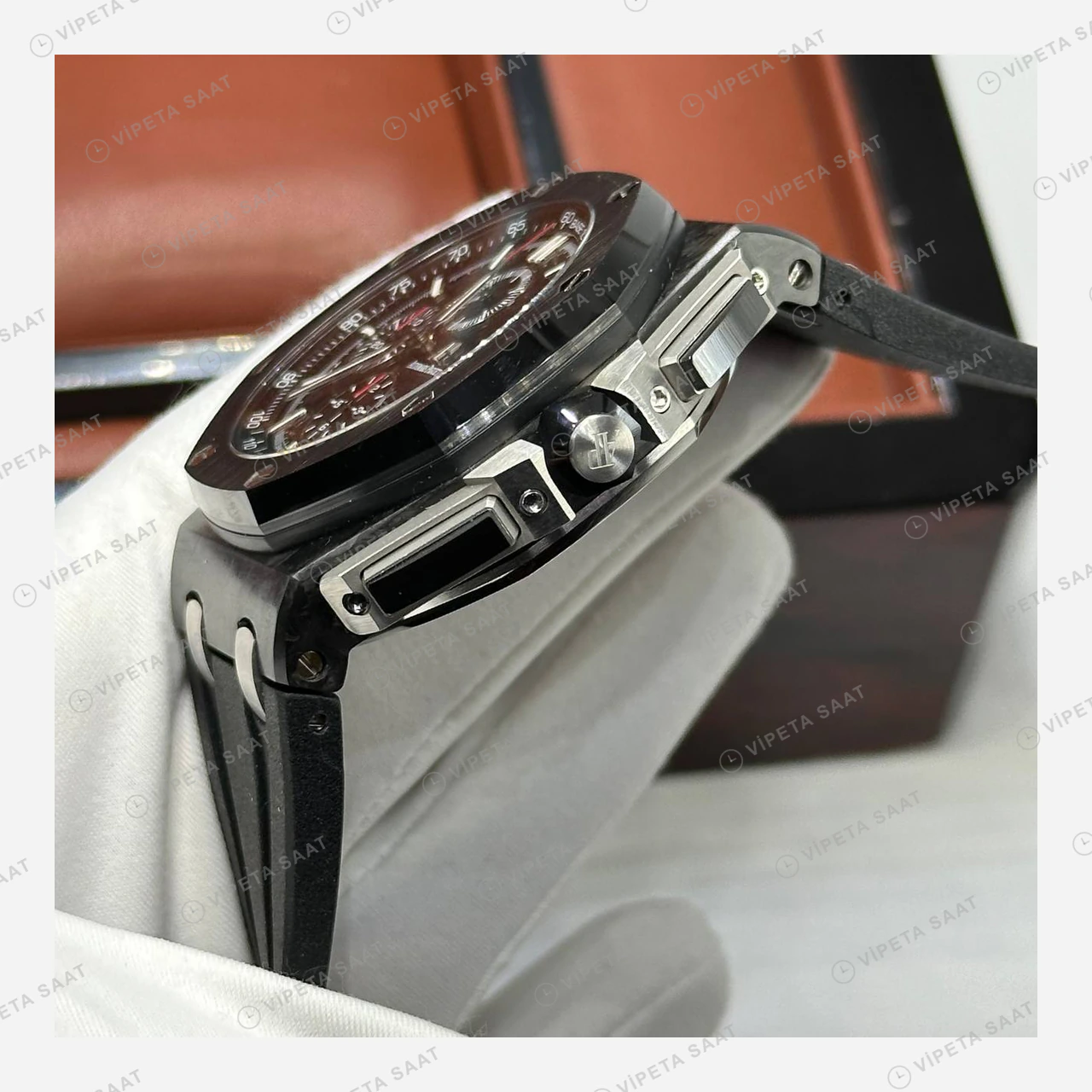 Audemars Piguet Royal Oak Offshore Siyah Kronograf Kauçuk Klasik Super Clone ETA Eta Saat detay 4