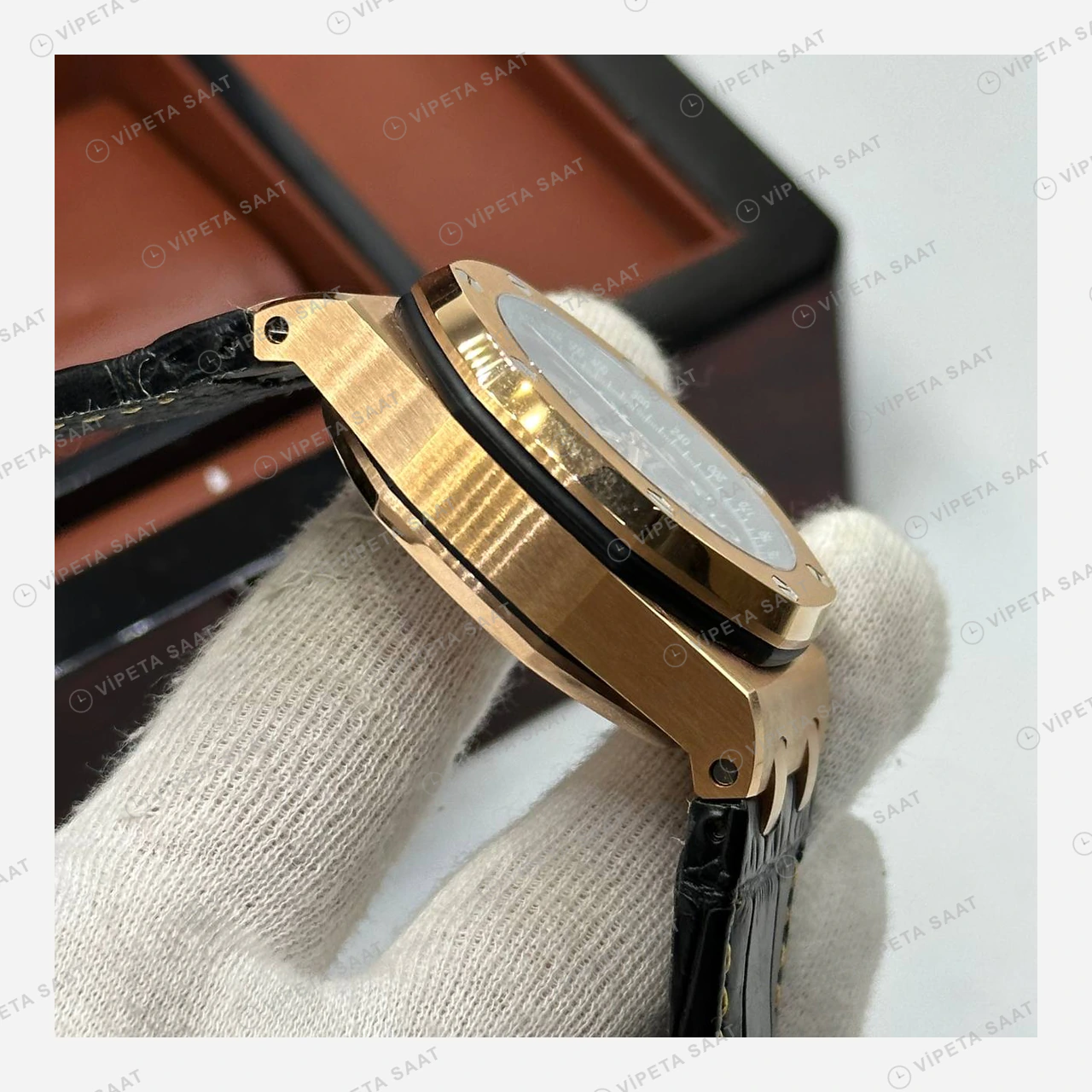 Audemars Piguet Royal Oak Offshore Siyah Rose Gold Kronograf Deri Super Clone ETA Eta Saat detay 3