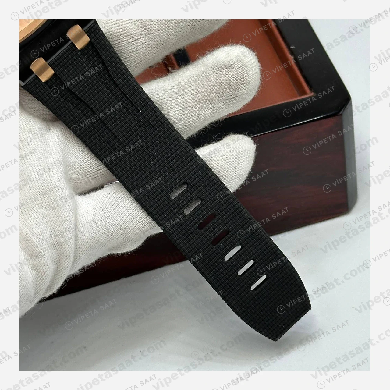 Audemars Piguet Royal Oak Offshore Skeleton Rose Gold Kauçuk Klasik Super Clone ETA Eta Saat detay 4