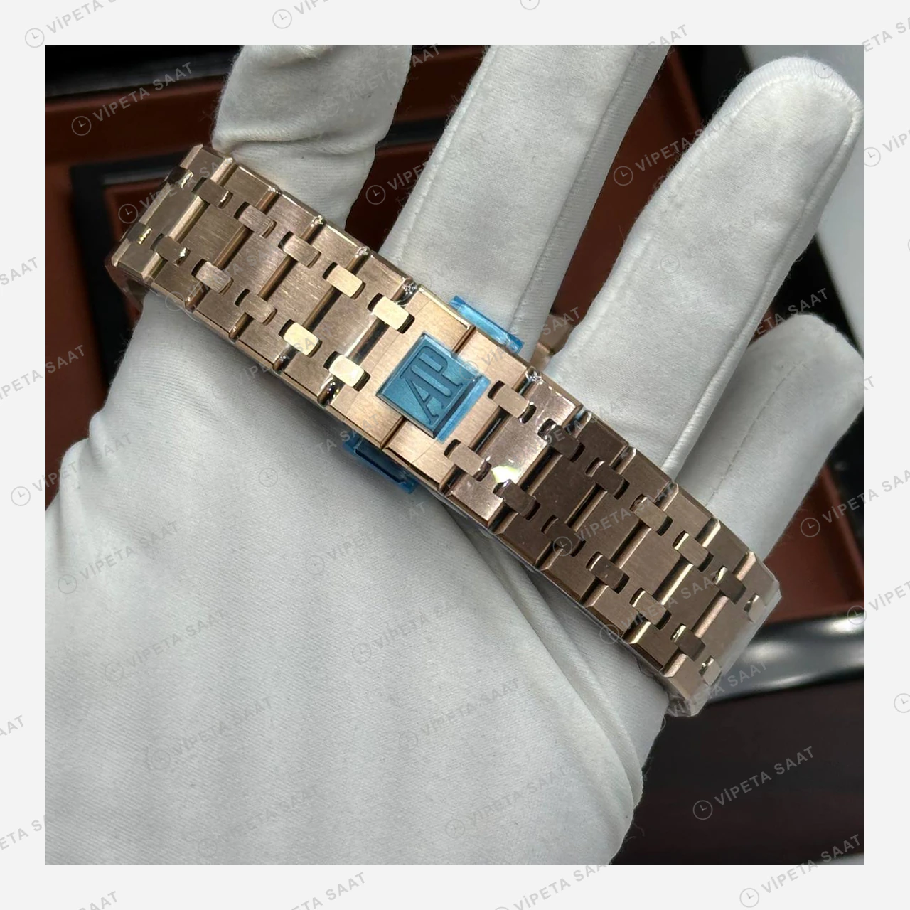 Audemars Piguet Royal Oak Offshore Yeşil Kadran Rose Gold Super Clone ETA Eta Saat detay 5