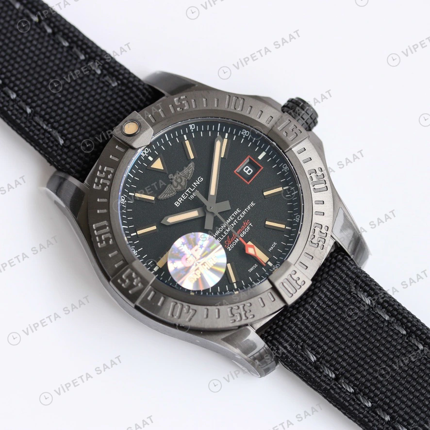Breitling Avenger Blackbird Siyah Kadran Karbon Kasa Nato Kordon Super Clone Eta Eta Saat detay 6