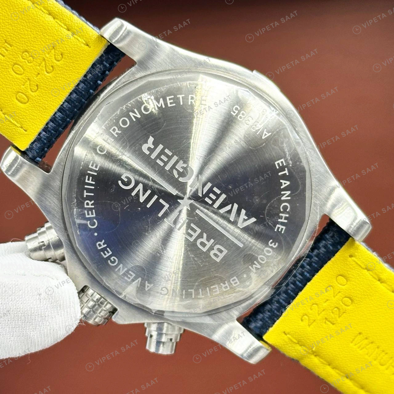 Breitling Chronomat B01 42 mm Mavi Kronograf Nato AB0134101B1A1 Super Clone ETA Eta Saat detay 5