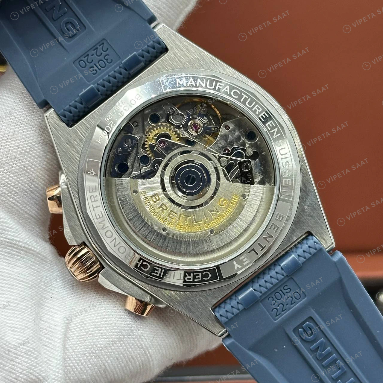 Breitling Chronomat B01 42 mm Rose Kahve Kronograf Kauçuk Parlak UB0134101C1U1 Super Clone ETA Eta Saat detay 4