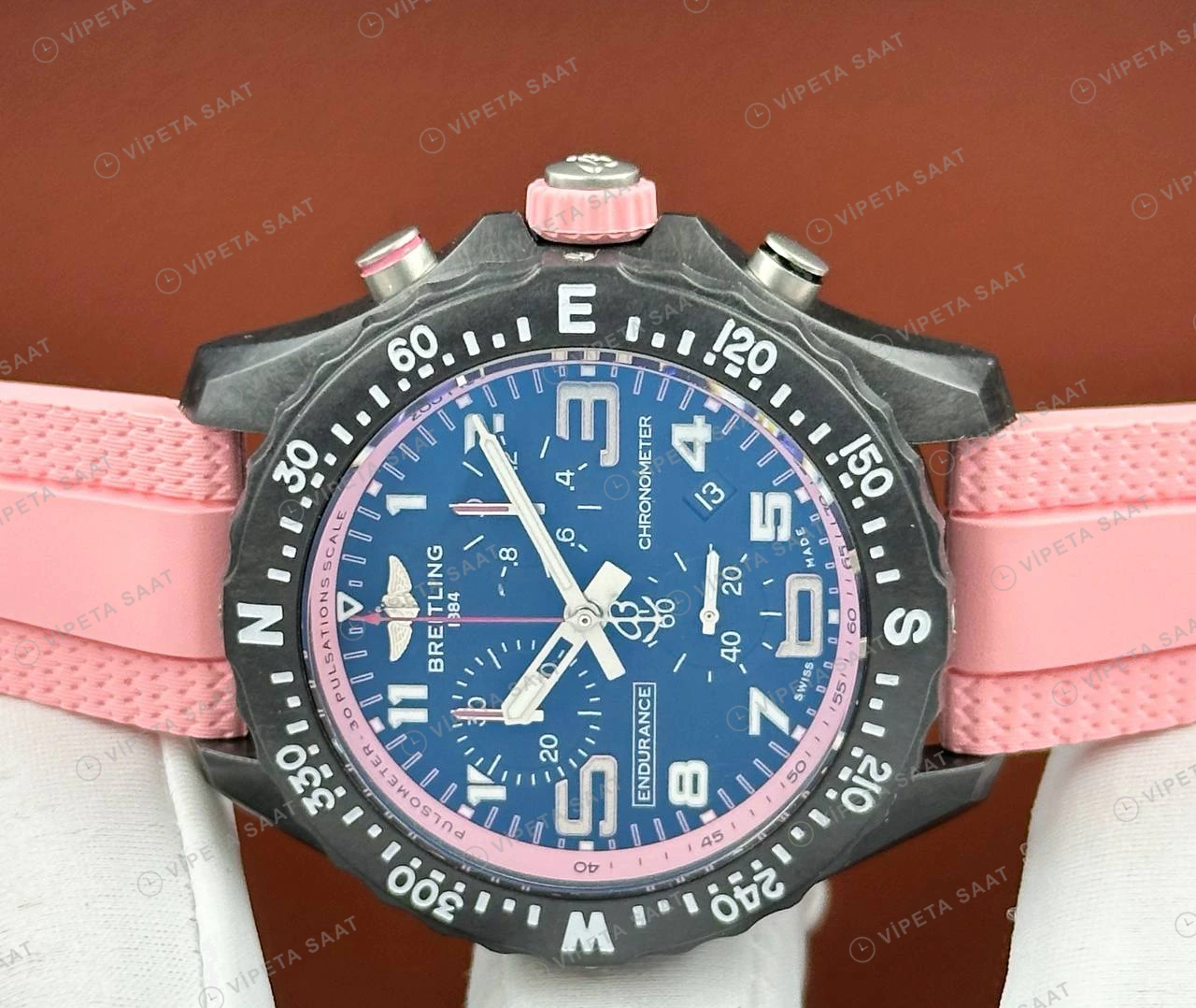 Breitling Endurance Pro 44 mm Siyah Kronograf Pembe Kauçuk X82310D51B1S1 Super Clone ETA Eta Saat detay 4