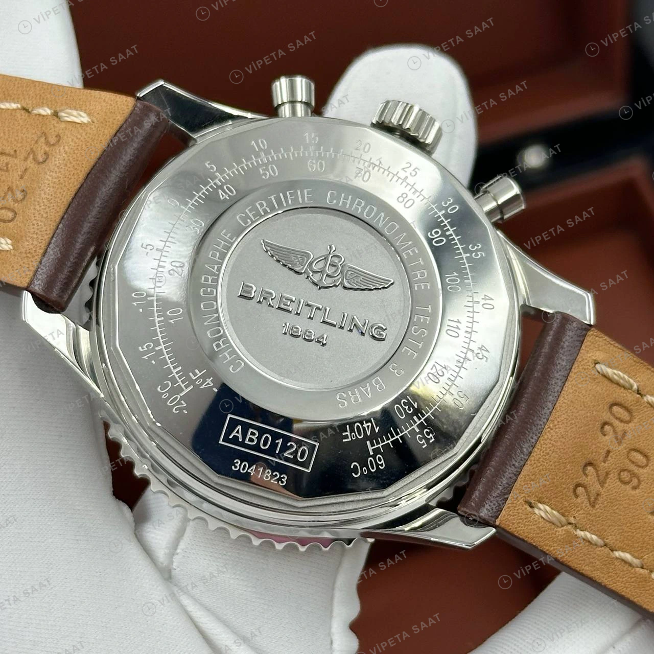 Breitling Navitimer B01 43 mm Beyaz Kronograf Kahve Deri AB0138211G1P1 Super Clone ETA Eta Saat detay 6