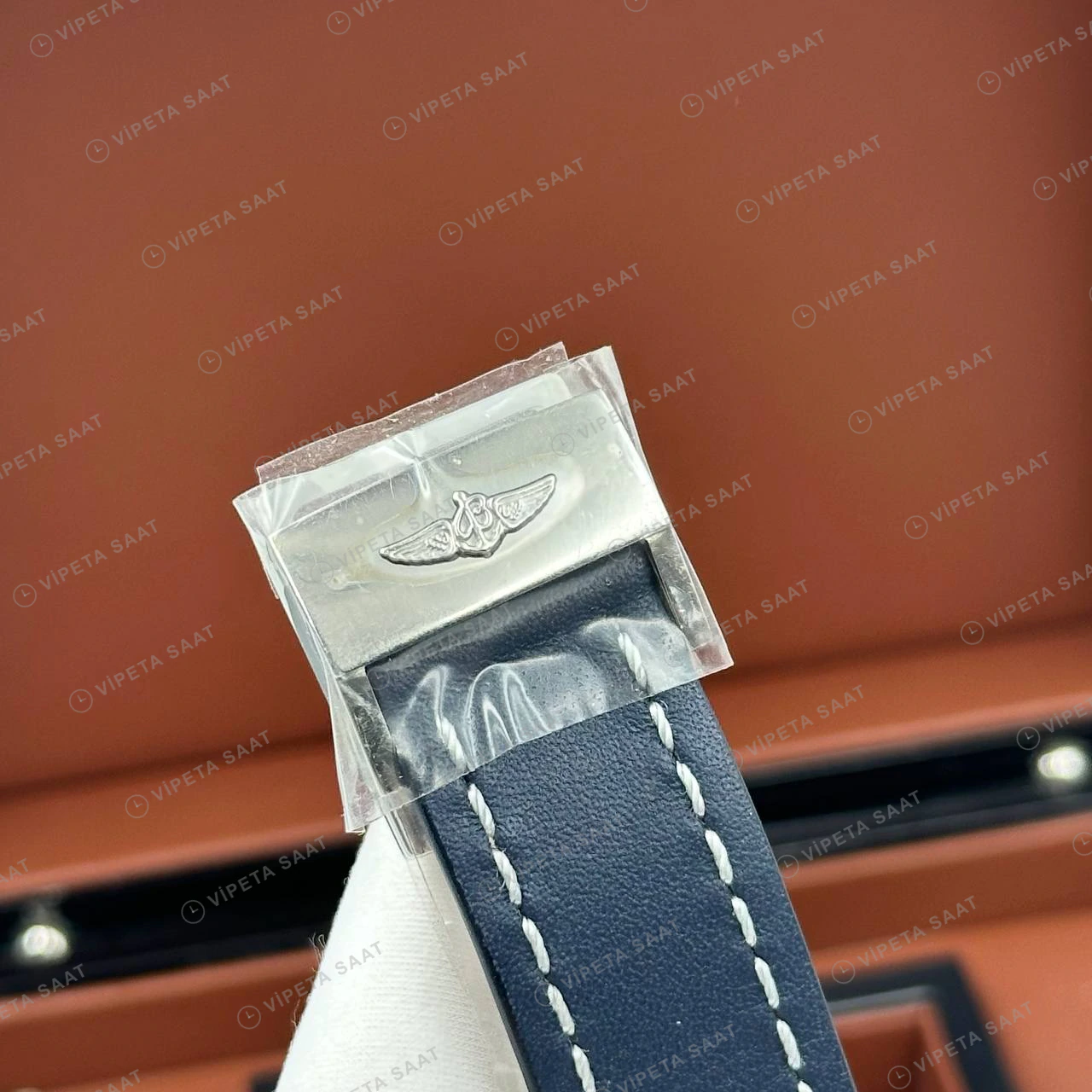 Breitling Navitimer B01 43 mm Mavi Kronograf Deri AB0138211C1P1 Super Clone ETA Eta Saat detay 4