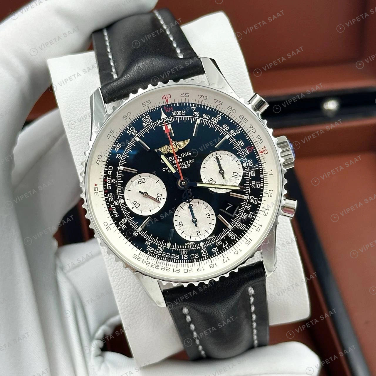 Breitling Navitimer B01 43 mm Mavi Kronograf Deri Gece AB0138211C1P1 Super Clone ETA Eta Saat karşıdan görünüm