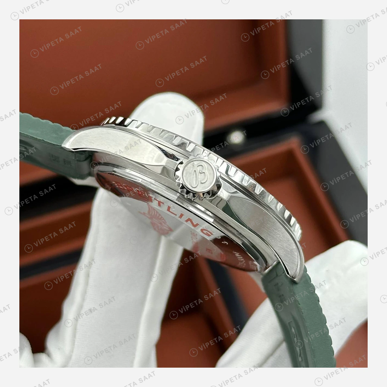 Breitling Superocean Automatic 42 mm Kırmızı Kadran Yeşil Kauçuk A17375211K1S1 Super Clone ETA Eta Saat detay 5