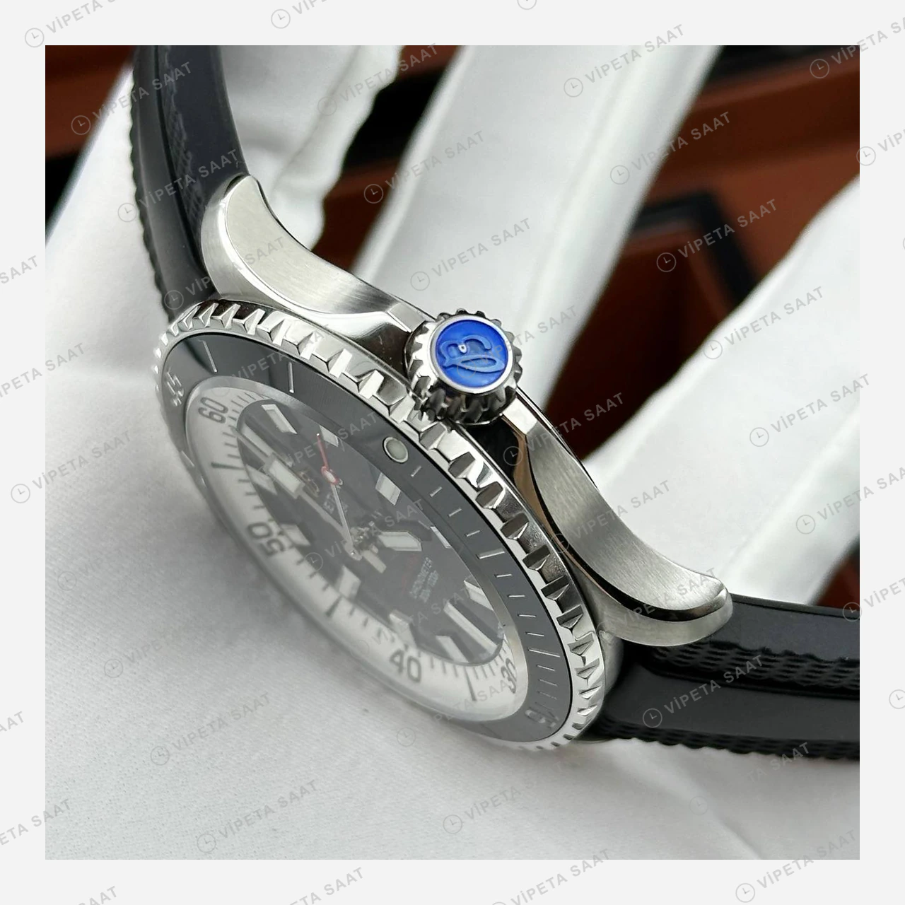 Breitling Superocean Automatic 42 mm Siyah Kadran Kauçuk A17375211B1S1 Super Clone ETA Eta Saat detay 4