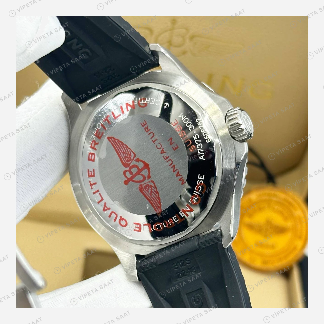 Breitling Superocean Automatic 42 mm Siyah Kadran Kauçuk Parlak A17375211B1S1 Super Clone ETA Eta Saat karşıdan görünüm