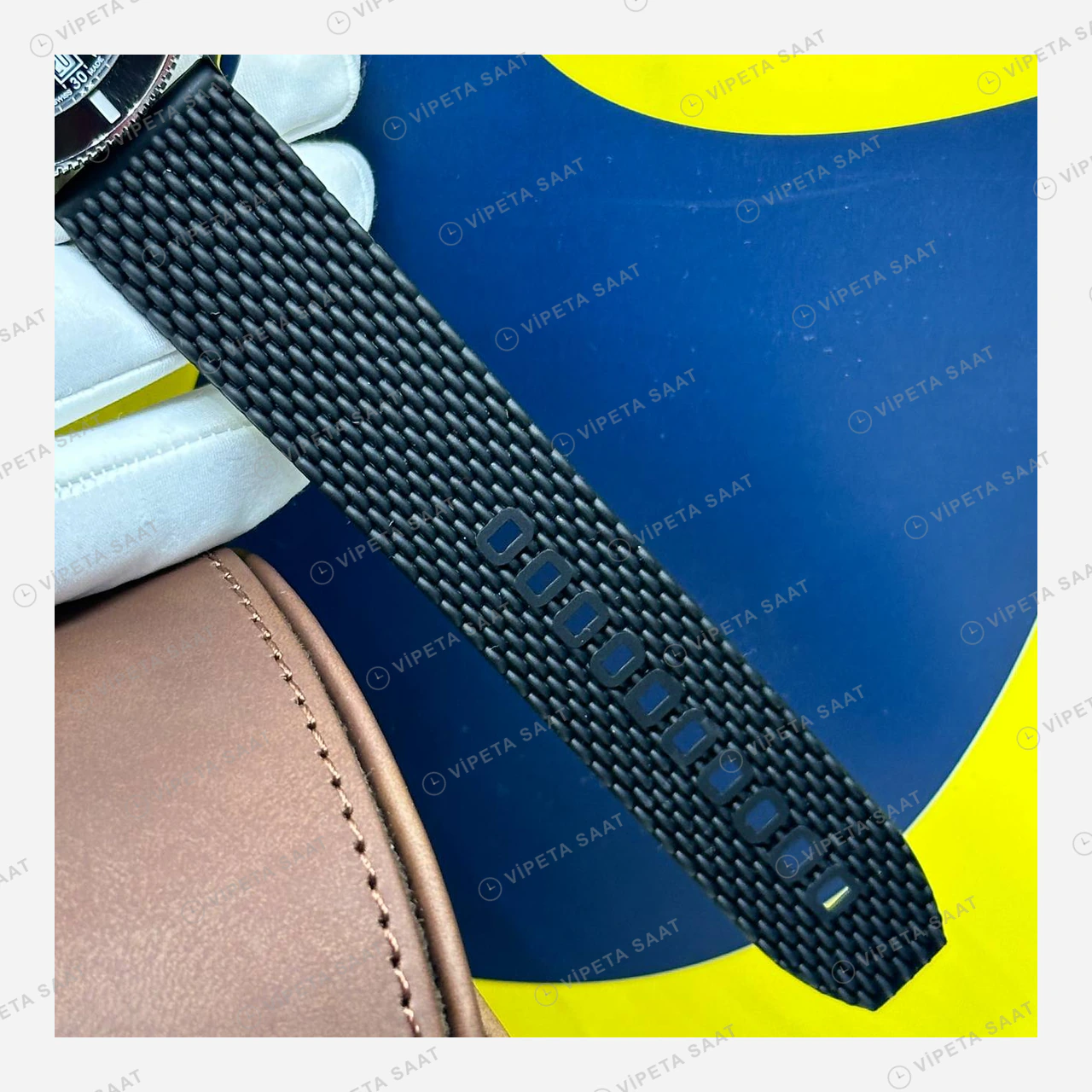 Breitling Superocean Heritage 42 mm Siyah Kadran Kauçuk AB2032321B1S1 Super Clone ETA Eta Saat karşıdan görünüm