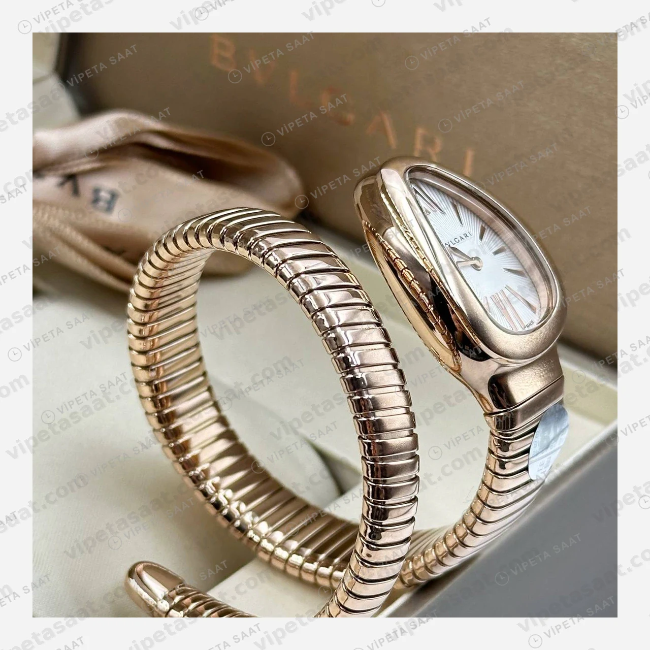 Bulgari Serpenti Tubogas Rose Siyah Kadran Super Clone ETA Eta Saat detay 4