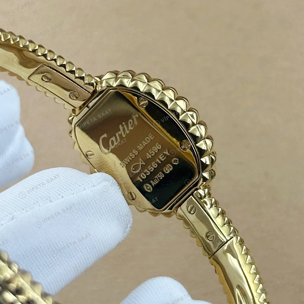 Cartier Baignoire Clou De Paris Sarı Altın Piramit Dokulu Kadran Bayan Super Clone ETA Saat detay 4