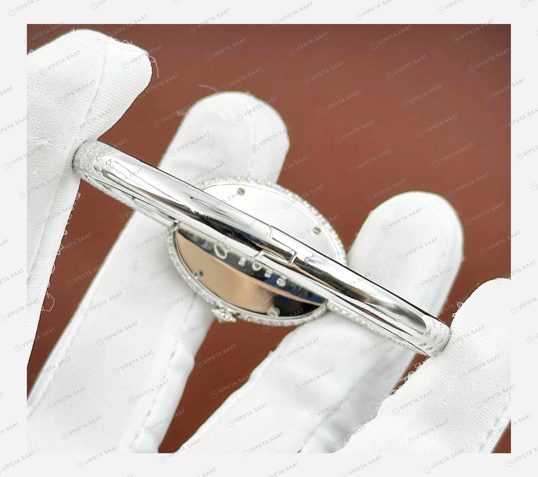 Cartier Baignoire Elmas Taşlı Roman Oval Super Clone ETA Eta Saat detay 9