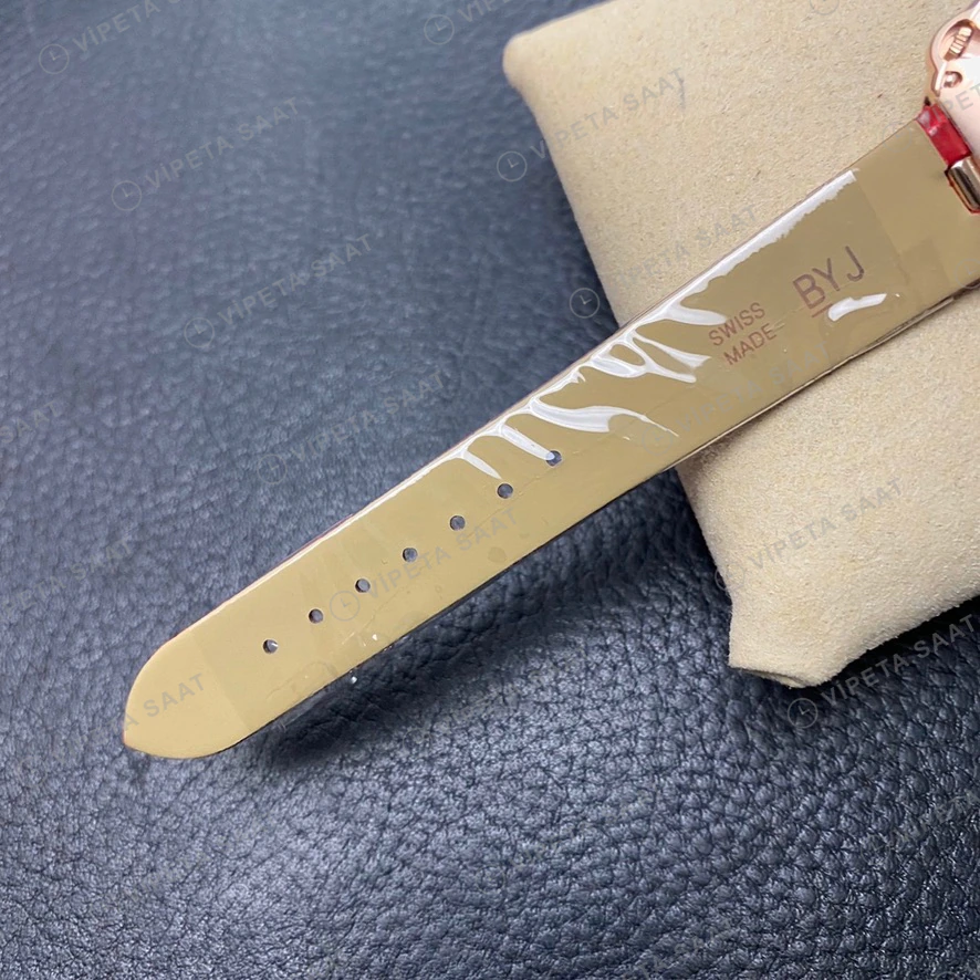 Cartier Ballon Blanc Rose Altin Kasa Sedef Kadran Kirmizi Deri Kordon Super Clone Eta Eta Saat detay 7