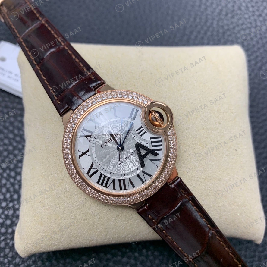 Cartier Ballon Bleu Rose Kasa Baget Bezel Gumus Kadran Kahverengi Deri Kordon Super Clone Eta Saat görünüm 6