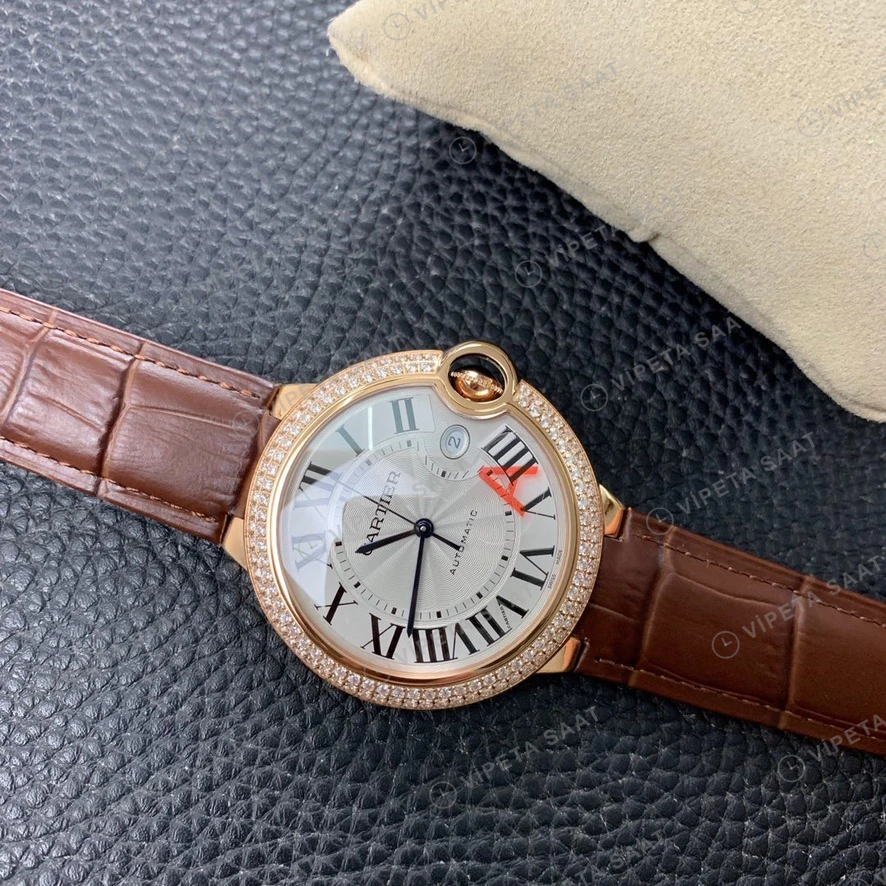 Cartier Ballon Bleu Rose Kasa Baget Bezel Gumus Kadran Kahverengi Deri Kordon Super Clone Eta Saat görünüm 9