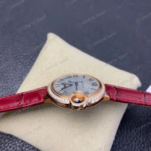 Cartier Ballon Bleu Rose Kasa Beyaz Kadran Baget Bezel Kirmizi Deri Super Clone Eta Saat görünüm 1