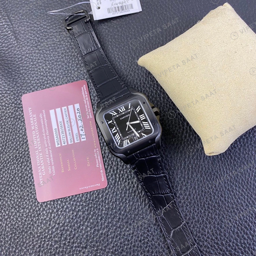 Cartier GMT-Master II Santos Siyah DLC Kasa Siyah Deri Kordon Gümüş Kadran Super Clone Eta Eta Saat detay 5