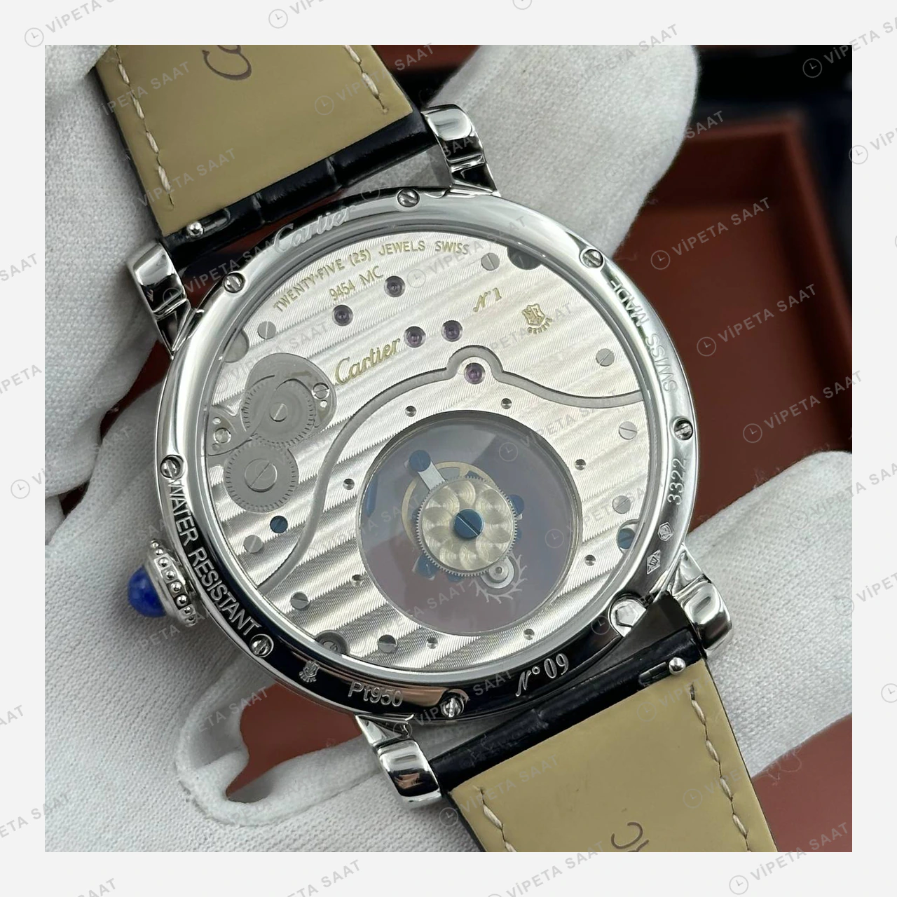 Cartier Rotonde Gri Gizemli Saat Deri Super Clone ETA Eta Saat detay 4