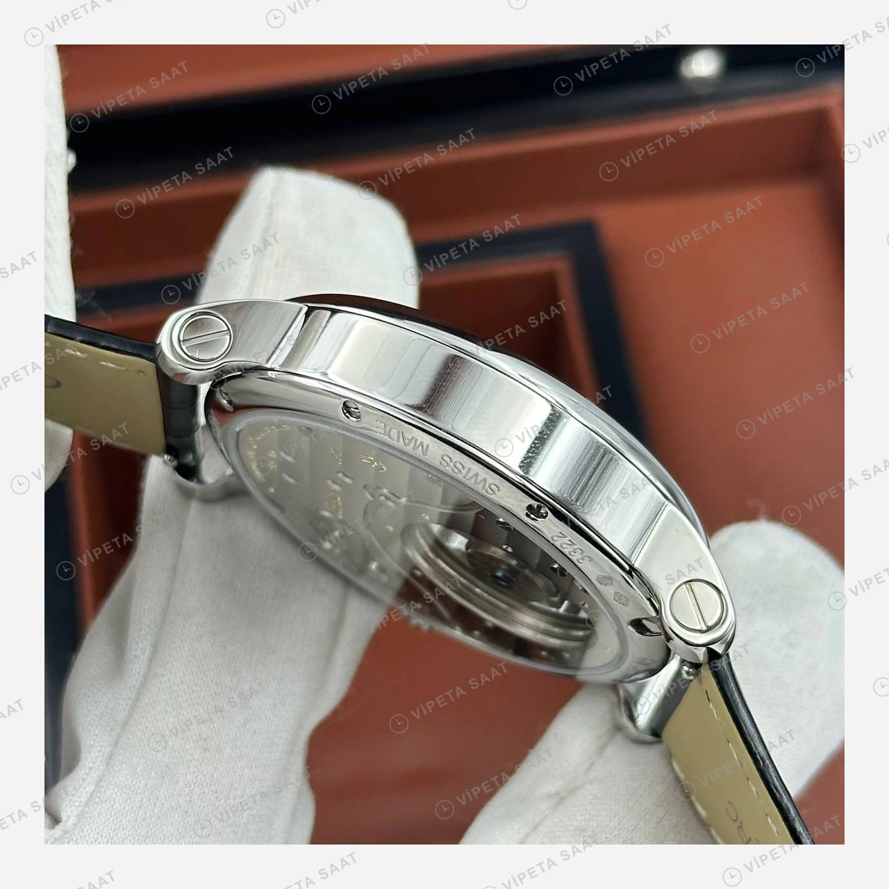 Cartier Rotonde Gri Gizemli Saat Deri Super Clone ETA Eta Saat detay 5