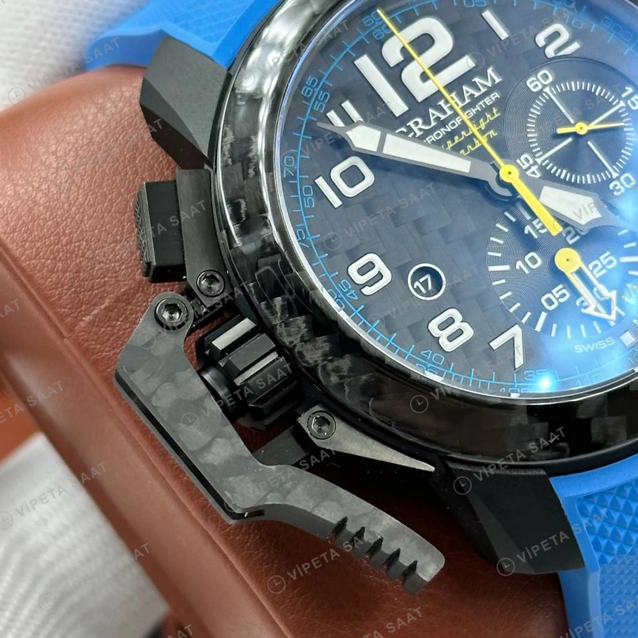 Graham Chronofighter Siyah Kronograf Mavi Kauçuk Super Clone ETA Saat detay 3