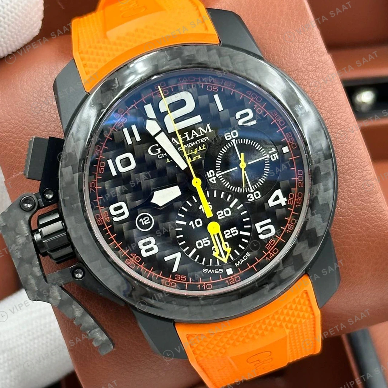 Graham Chronofighter Siyah Kronograf Turuncu Kauçuk Super Clone ETA Saat detay 5