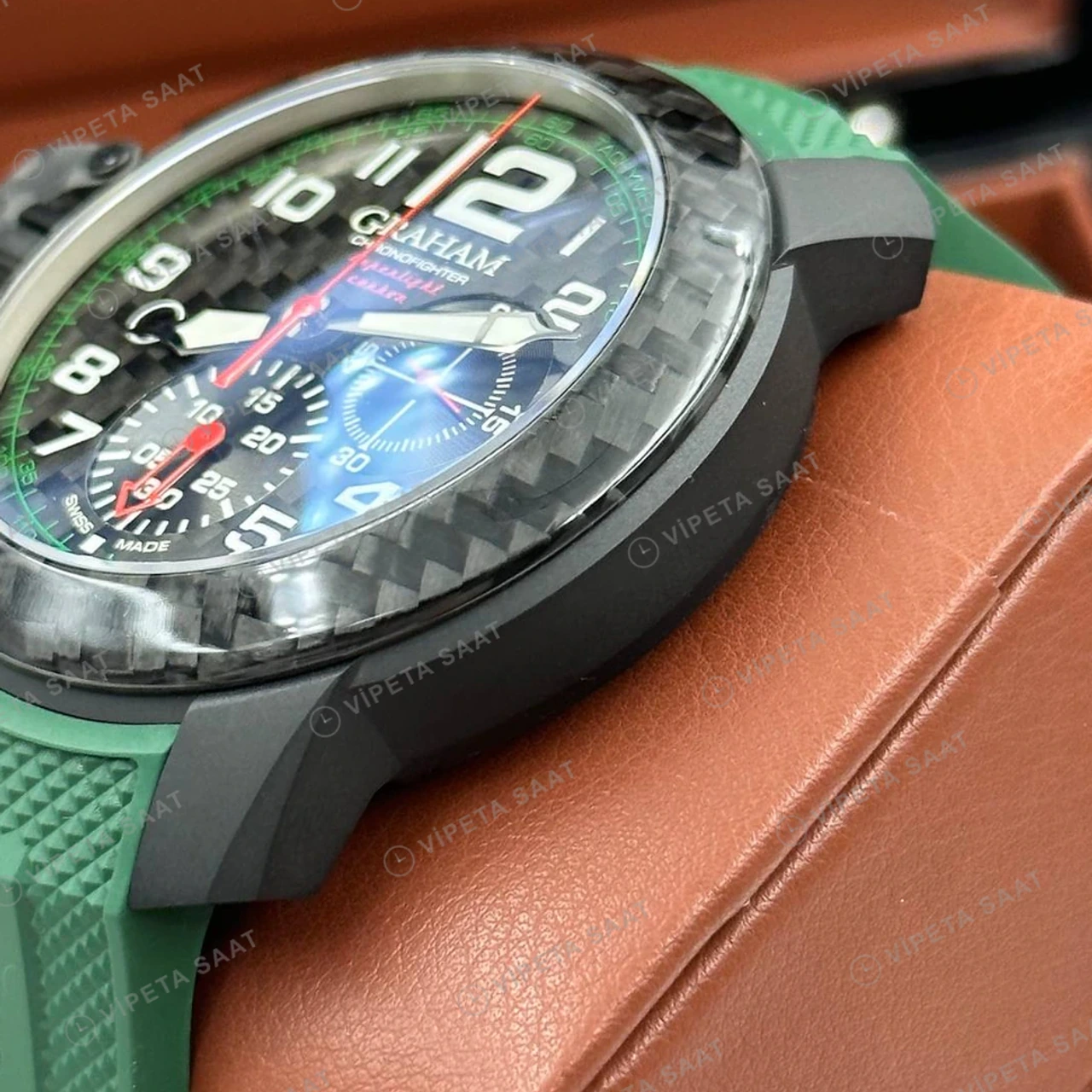 Graham Chronofighter Siyah Kronograf Yeşil Kauçuk Super Clone ETA Saat detay 3