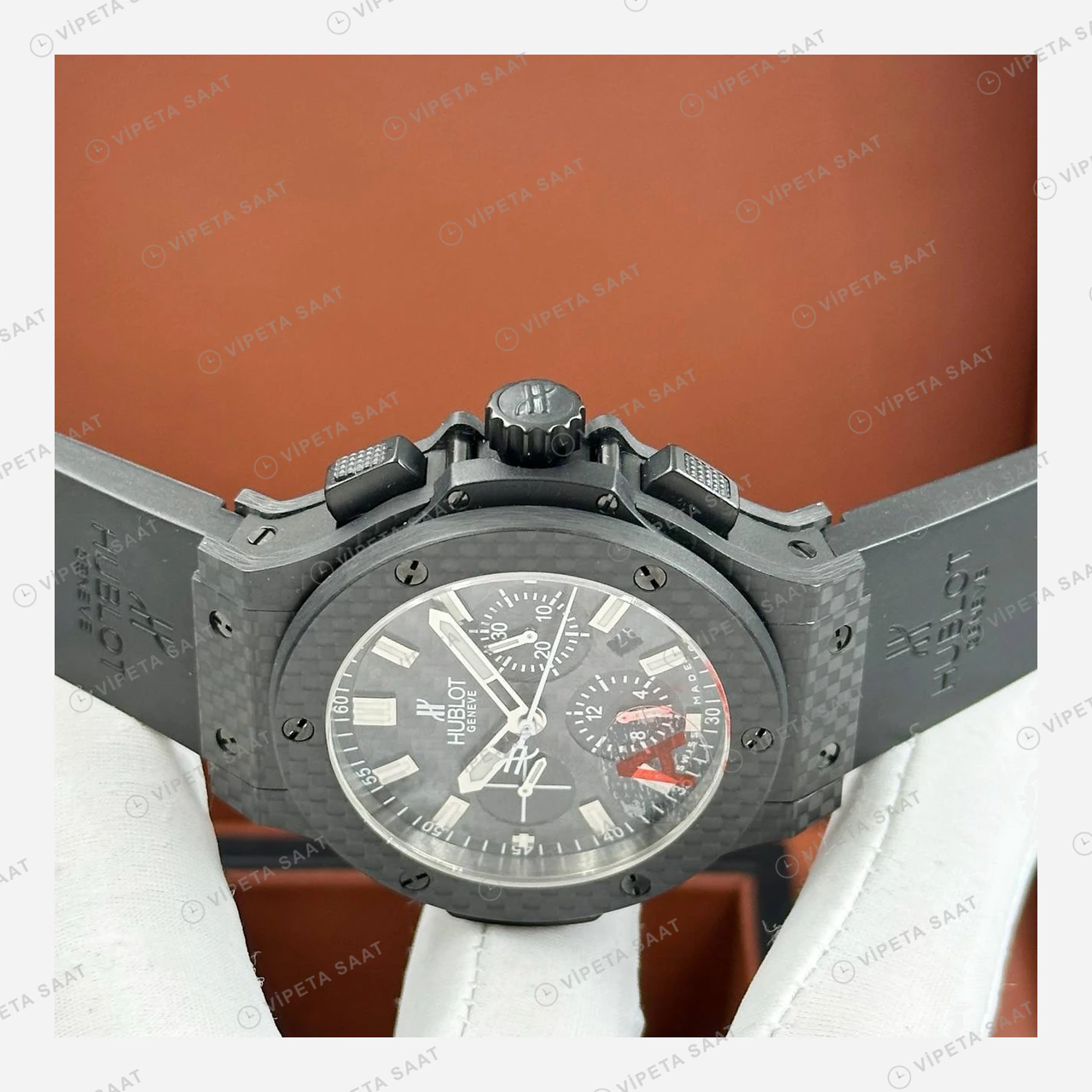 Hublot Big Bang Karbon Siyah Kronograf Kauçuk Super Clone ETA Eta Saat detay 3