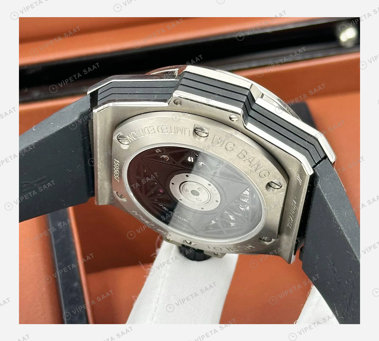 Hublot Big Bang Sang Bleu Çelik Geometrik Skeleton Kauçuk Super Clone ETA Eta Saat detay 3