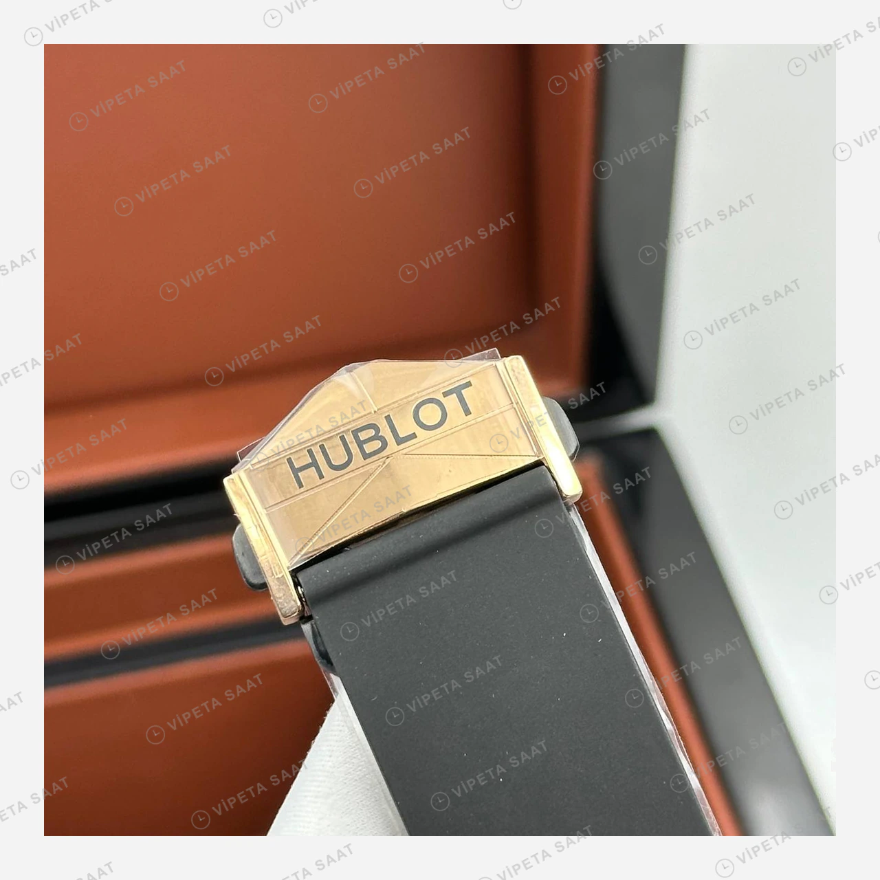 Hublot Big Bang Sang Bleu Rose Skeleton Siyah Kauçuk Super Clone ETA Eta Saat detay 3