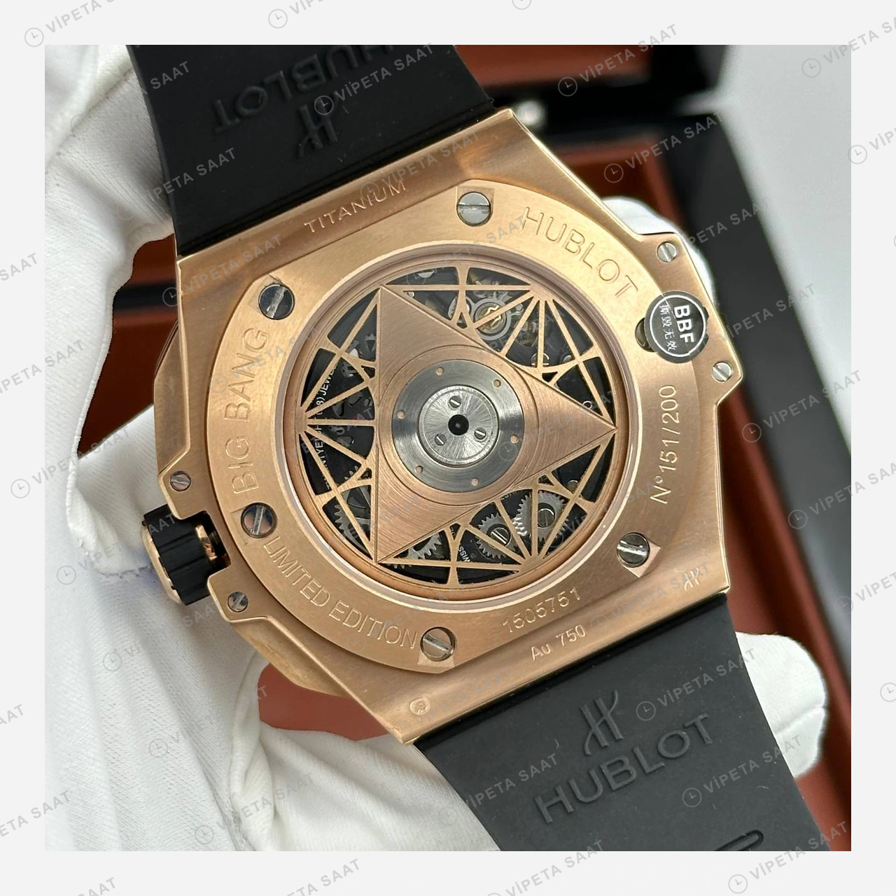 Hublot Big Bang Sang Bleu Rose Skeleton Siyah Kauçuk Super Clone ETA Eta Saat detay 6