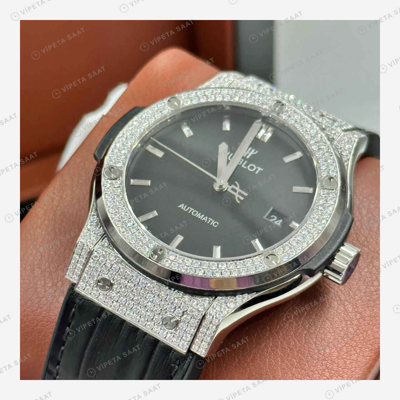 Hublot Big Bang Siyah Kadran Elmas Taşlı Kauçuk Super Clone ETA Eta Saat detay 4