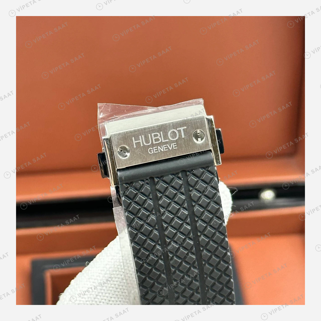 Hublot Big Bang Siyah Kronograf Çelik Gece Super Clone ETA Eta Saat yan görünüm