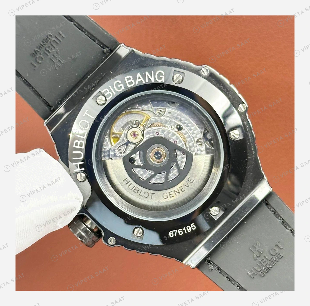 Hublot Big Bang Siyah Pave Mavi Taşlı Kauçuk Super Clone ETA Eta Saat detay 5