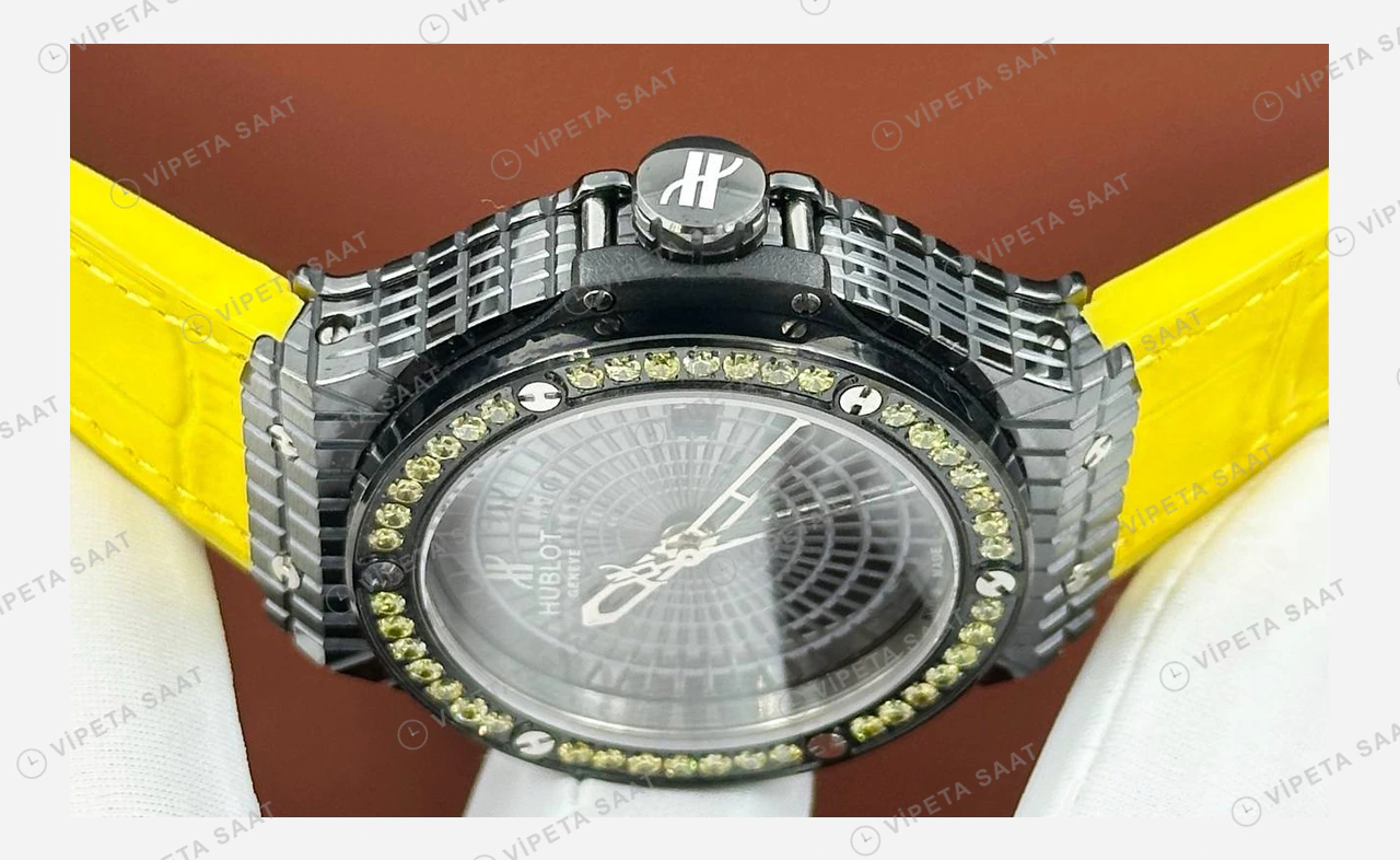 Hublot Big Bang Siyah Pave Sarı Taşlı Bezel Kauçuk Super Clone ETA Eta Saat detay 6