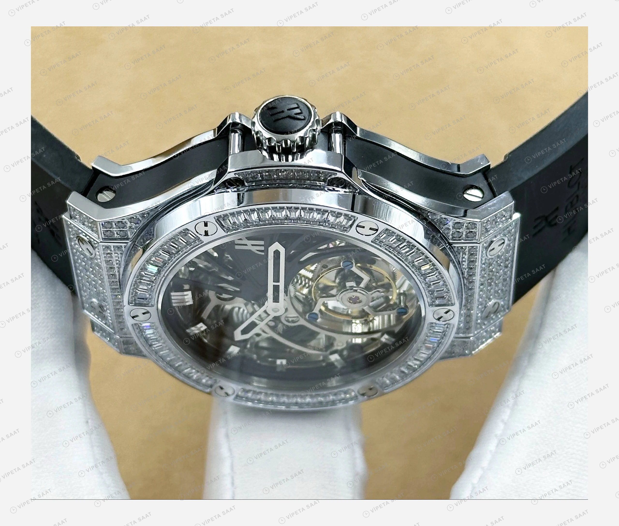 Hublot Big Bang Siyah Tourbillon Elmas Skeleton Kauçuk Super Clone ETA Eta Saat detay 5