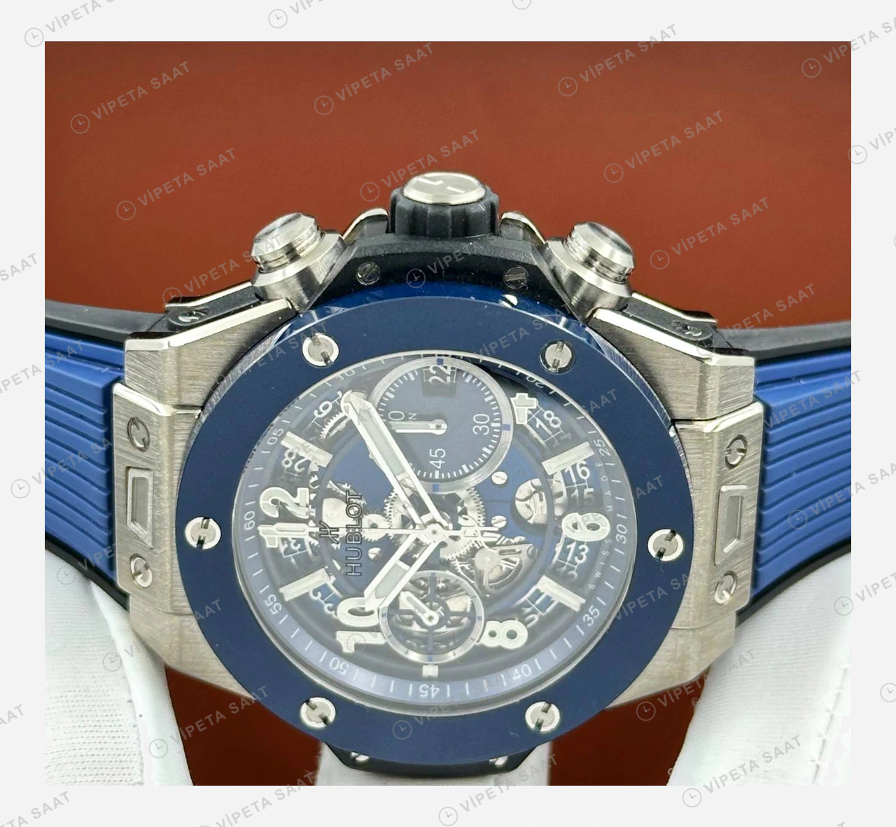 Hublot Big Bang Unico Mavi Skeleton Kronograf Çelik Kauçuk Super Clone ETA Eta Saat yan görünüm