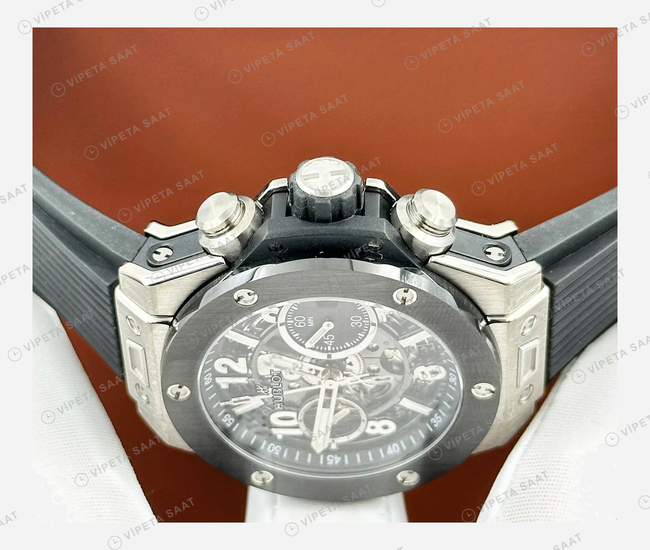 Hublot Big Bang Unico Siyah Skeleton Kronograf Gece Kauçuk Super Clone ETA Eta Saat detay 3
