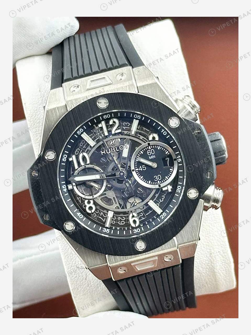 Hublot Big Bang Unico Siyah Skeleton Kronograf Gece Kauçuk Super Clone ETA Eta Saat detay 6