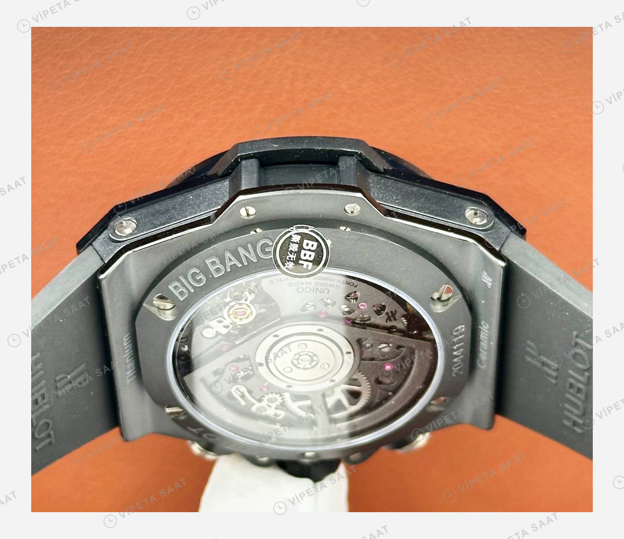 Hublot Big Bang Unico Siyah Tourbillon Kronograf Kauçuk Super Clone ETA Eta Saat yan görünüm