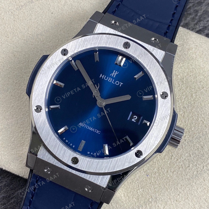 Hublot Classic Fusion Mavi Kadran Celik Kasa Mavi Deri Kordon Super Clone Eta Eta Saat detay 4