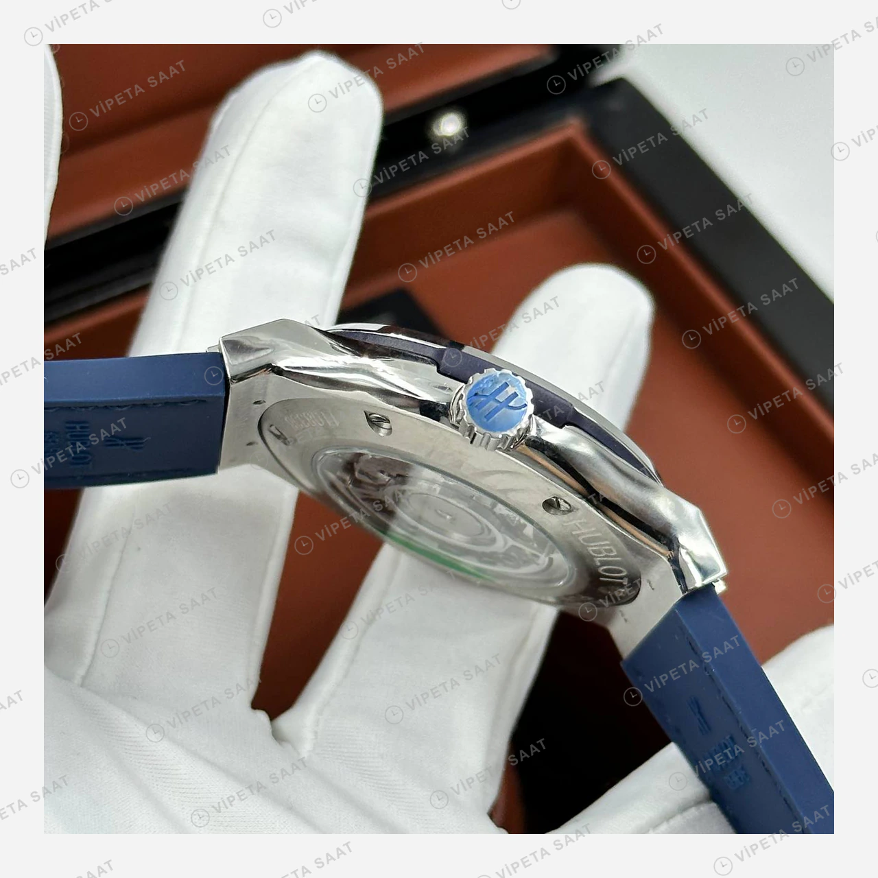 Hublot Classic Fusion Mavi Kadran Elmas Taşlı Deri Super Clone ETA Eta Saat detay 6