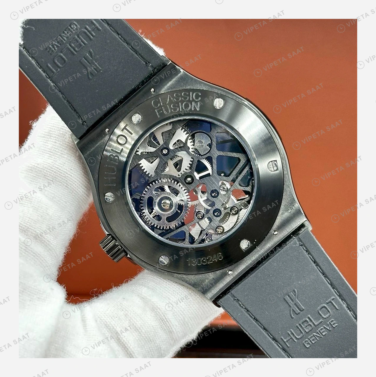 Hublot Classic Fusion Mavi Tourbillon Kadran Deri Super Clone ETA Eta Saat detay 5