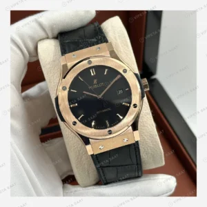 Hublot Classic Fusion Rose Gold Siyah Kadran Deri Super Clone ETA Eta Saat yan görünüm