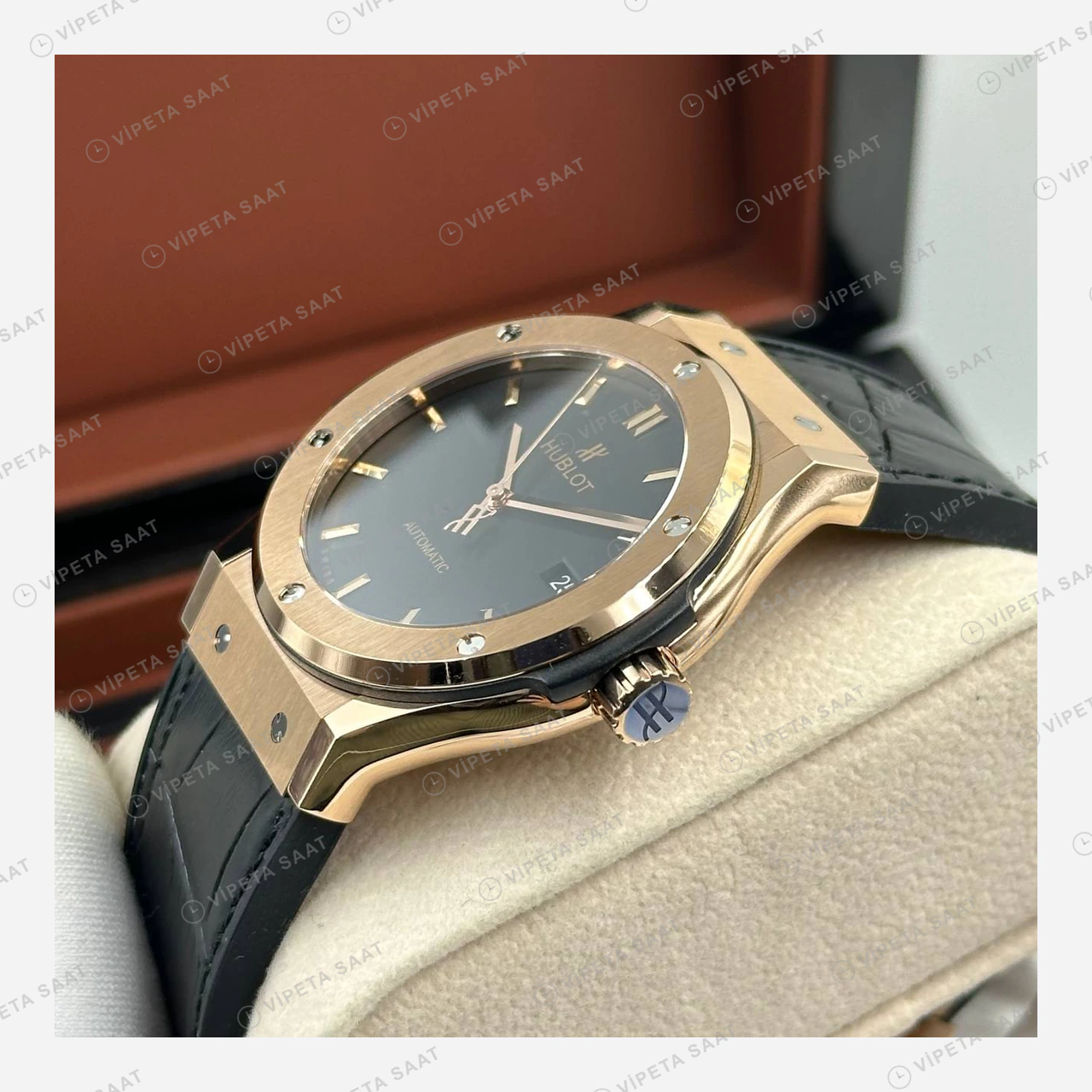 Hublot Classic Fusion Rose Gold Siyah Kadran Deri Super Clone ETA Eta Saat detay 4